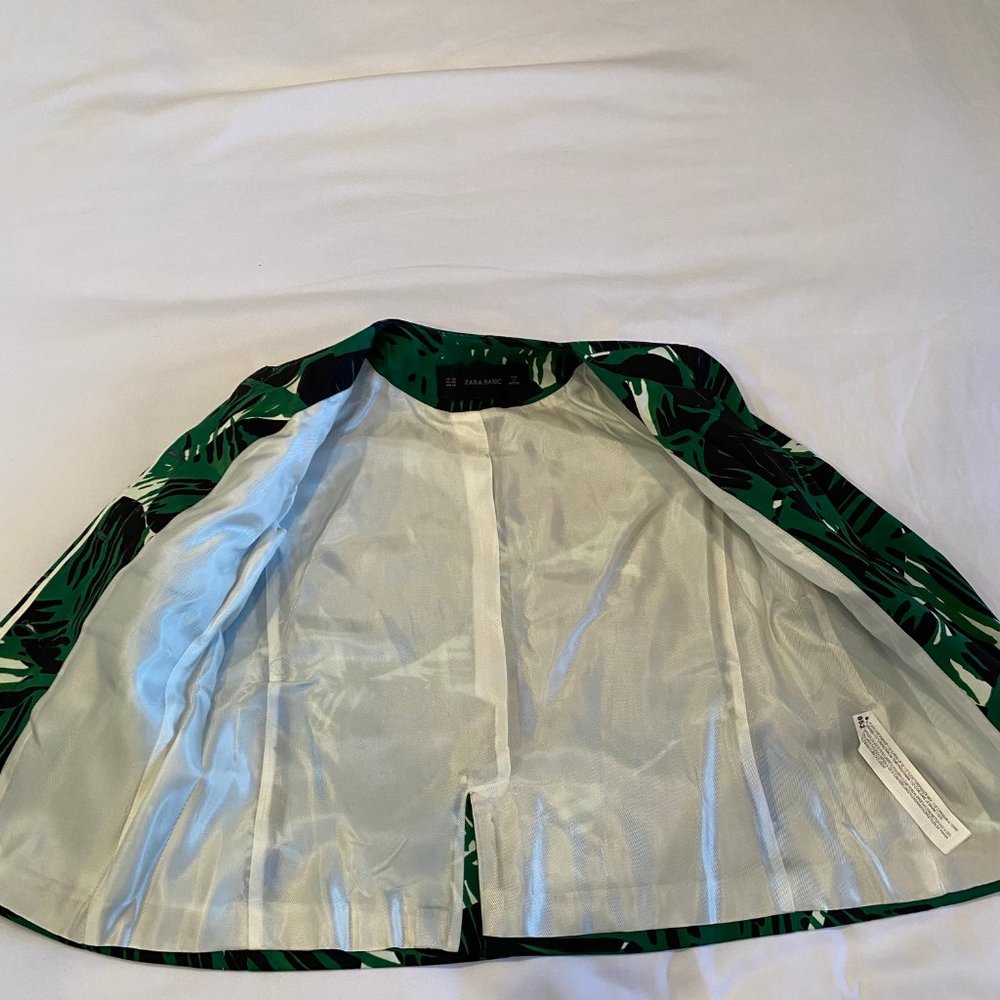 Jacket - Picture 2 of 4